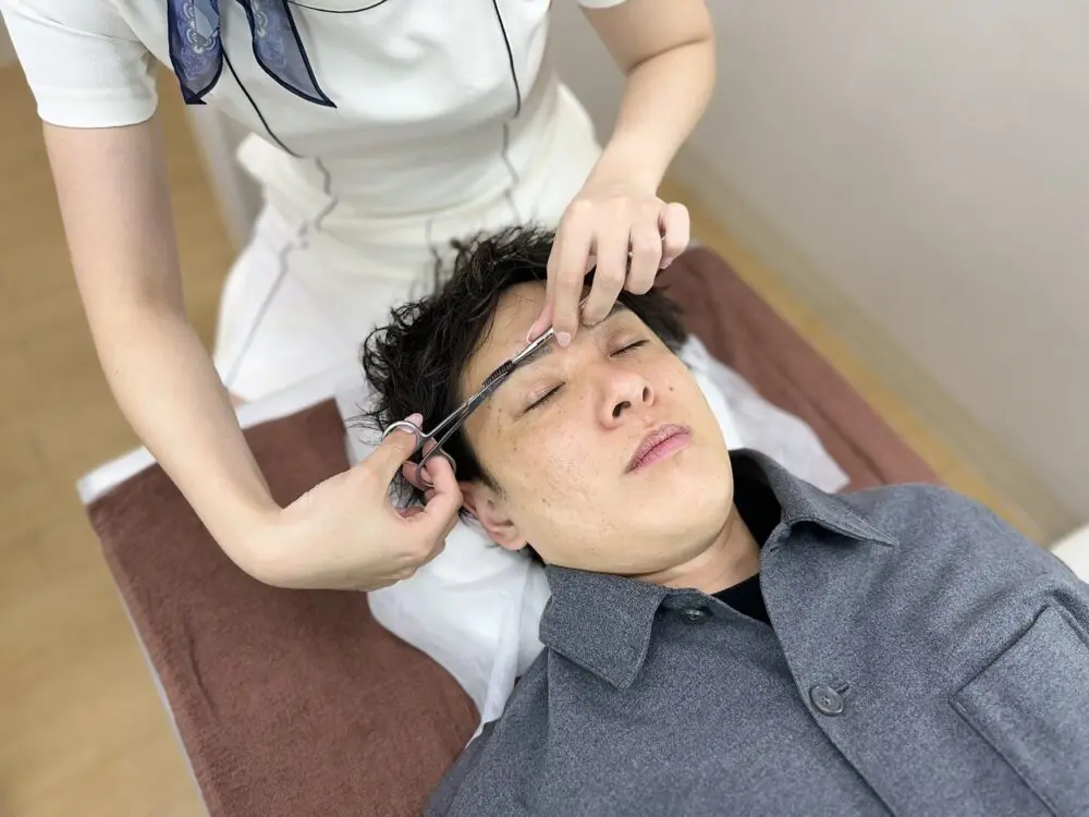 上田輝希 札幌メンズ眉毛サロン hair designer@uedateruki_tokoro• Instagram photos andvideos