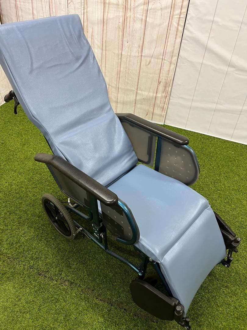 フルリクライニング 車椅子レザーシート パープル 製品情報株式会社いうら