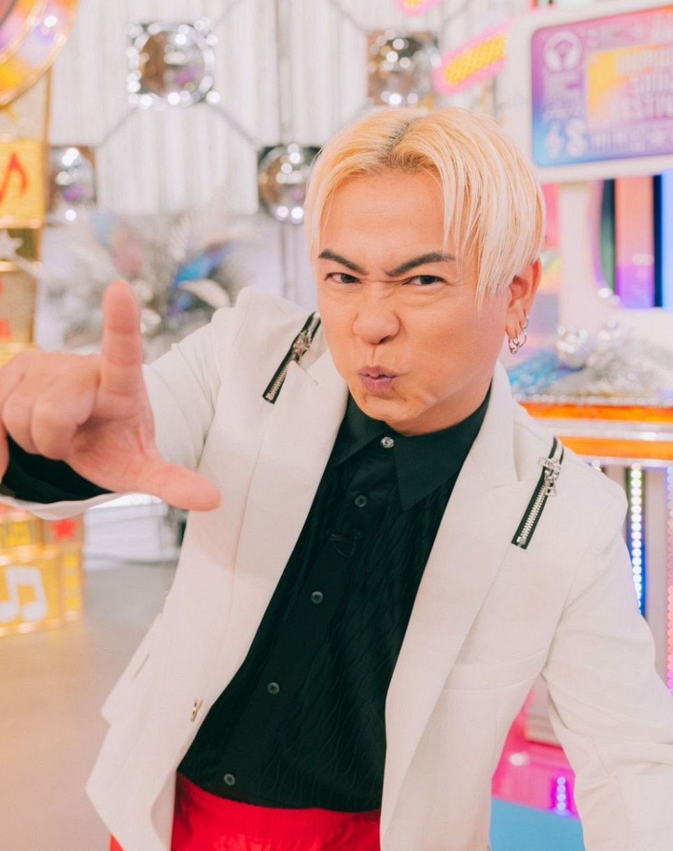 恋人、憧れの人、両親セレブの“顔”をタトゥーにした仰天セレブたち13人