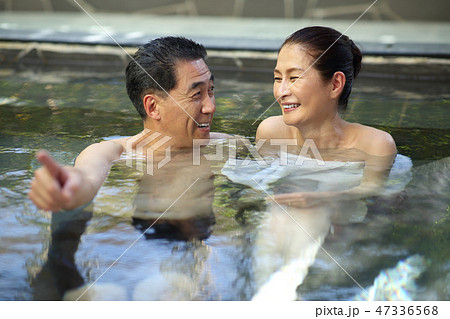 女二人で混浴温泉 混浴温泉で出会った男性と、、、 女子旅温泉 温泉旅行 旅行 観光 観光スポット おすすめスポット 温泉はずきTikTok