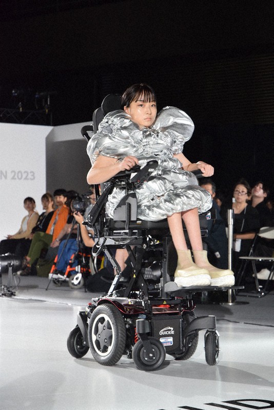 参加モデル紹介 佐藤成二さん 車椅子モデルとして！ 2016 08 29ハンセン病をテーマにしたファッションショーで差別をなくしたい 鶴田能史- クラウドファンディング READYFOR