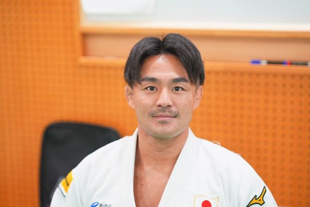 全日本選手権 ４回戦で王子谷剛志選手 下 を破ったウルフ・アロン選手＝2019年4月29日、日本武道館 8 10 －ウルフ・アロン選手の軌跡 東京五輪オリンピック Ｔｏｋｙｏ２０２０：朝日新聞デジタル
