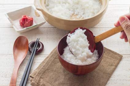 マウスピース矯正中は飲み物に注意本当に水しか飲めない？ - 歯医者予約ならMedee