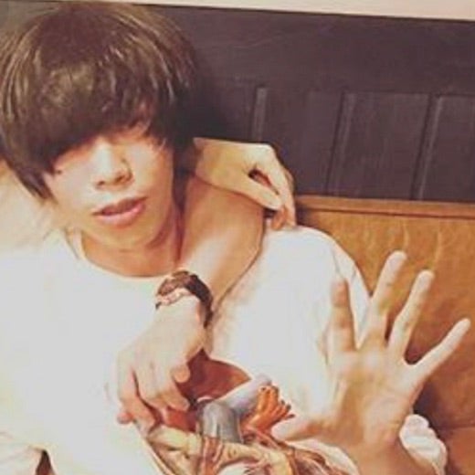 携帯サイト「島田秀平手相占い」が3キャリアに対応 - お笑いナタリ