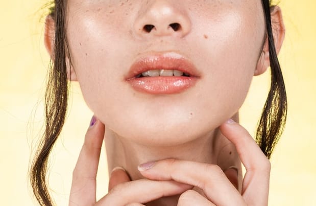 ほくろ占い ほくろで分かる運勢をチェック