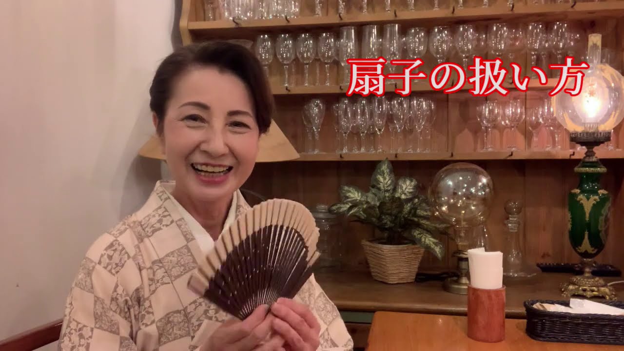 仰ぐだけ 誰でも簡単！筋トレ・運動不足解消！うちわ型トレーニングギアマクアケ - アタラシイものや体験の応援購入サービス