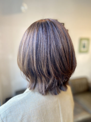 白髪が目立たない髪型と髪色・隠す方法やおすすめシャンプーもご紹介Hair Recipe