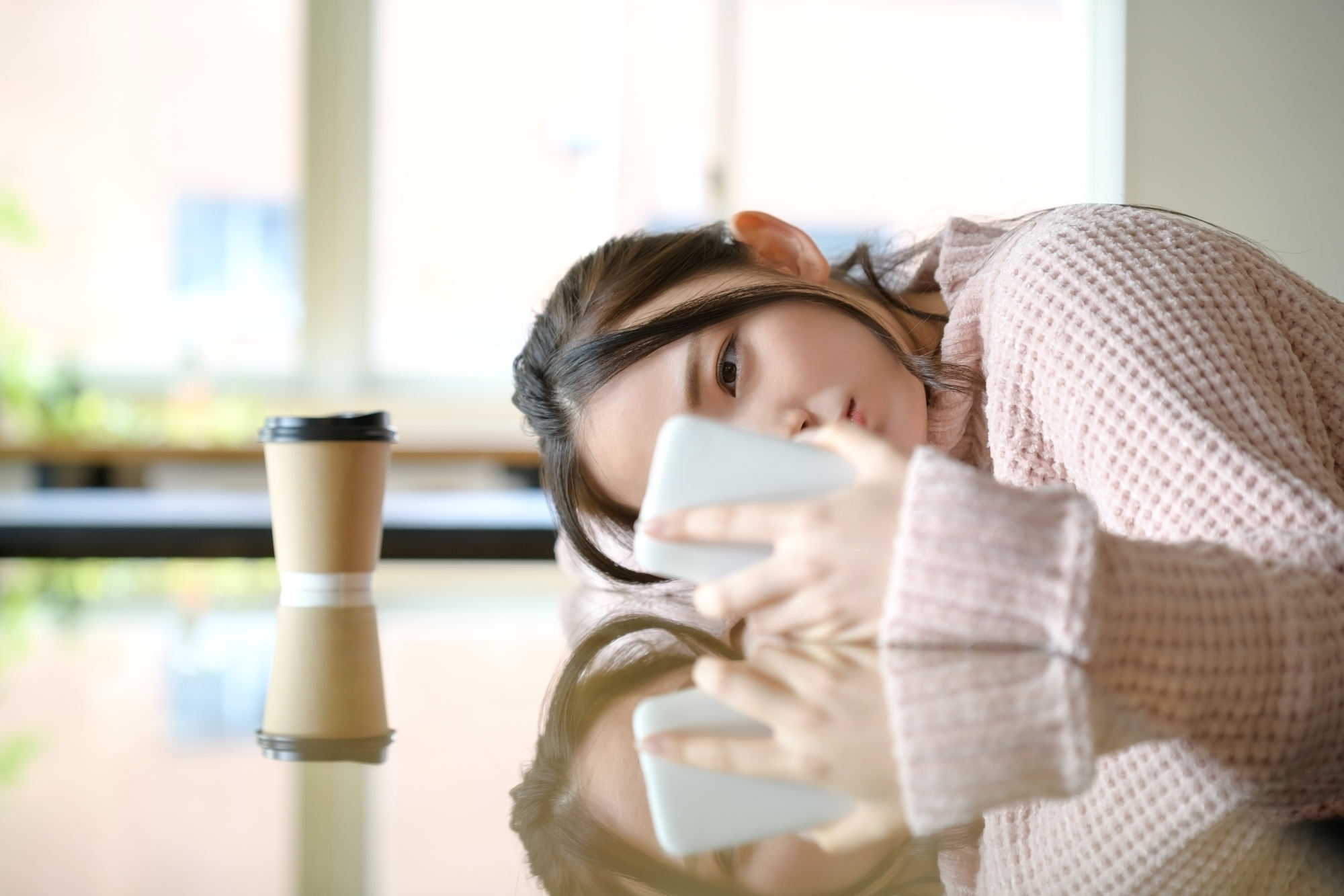 好きだけど別れたい、疲れた」という男性の心理とは？ – 電話占いシエロ