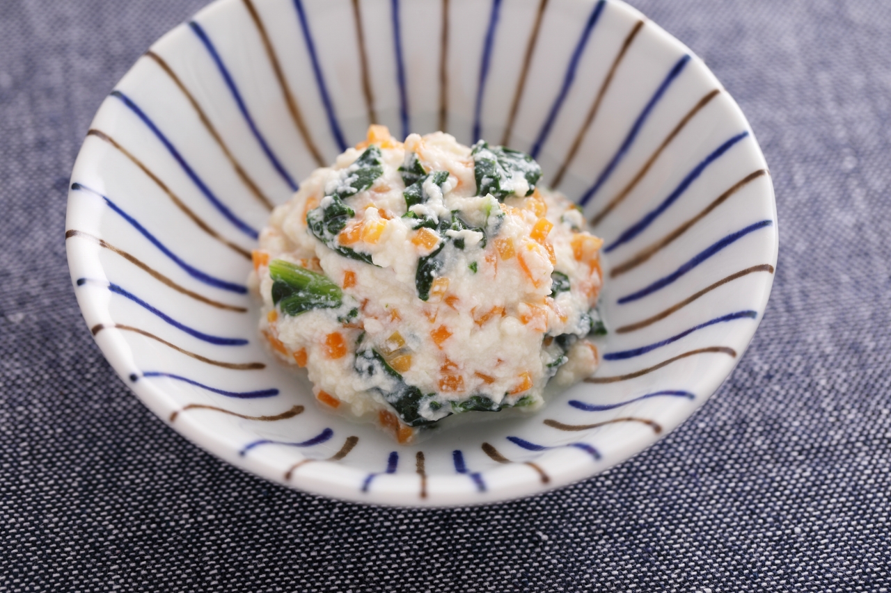 ほうれん草を使った離乳食 ほうれん草ペーストのレシピや調理のポイントを解説