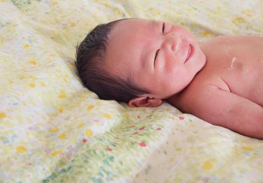 新生児皮膚落屑はいつまで？ : ３６歳高齢出産 保健師の病気にならない乳児の育て方