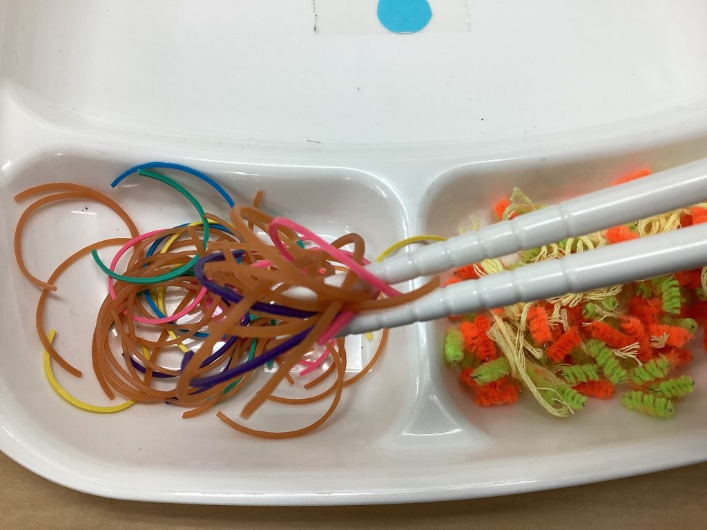 モンテッソーリで療育 手作り教材熱再び！その1 お箸練習編あっくんのこと