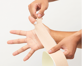 親指に対するテーピング - CramerJapan