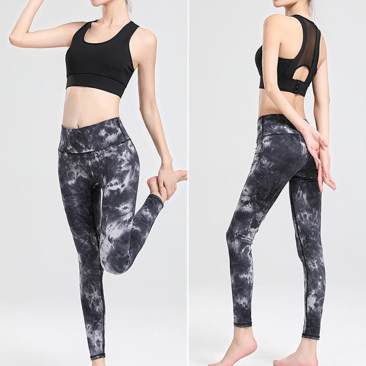 Liforme ヨガマット 黒 約183cm x 66cm Liforme Black & Gold Yoga MatLiforme