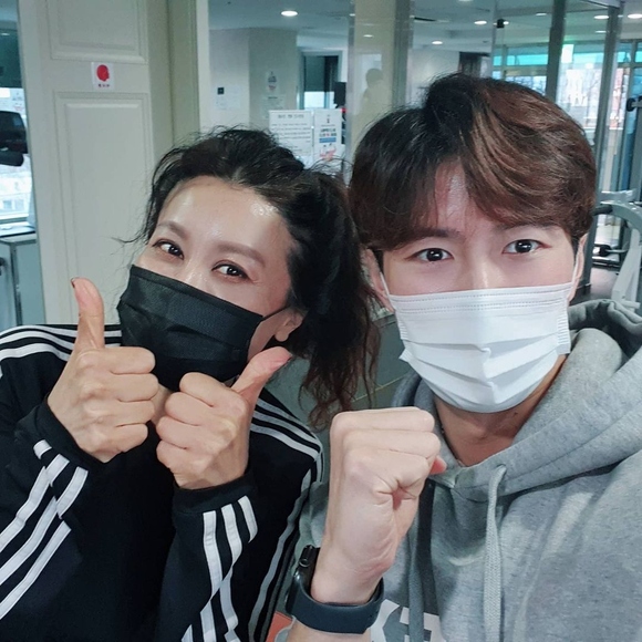 ジョングク ジミン」のYahoo!リアルタイム検索 - X 旧Twitter をリアルタイム検索