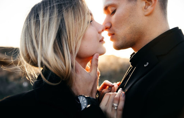 付き合う前のキスってあり？ なし？ アラサー女性に聞いてみた！女子力アップCafe Googirl