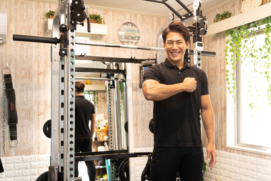 40代童貞デブ 腕トレDay 2023 8 27 ガチムチになるまで筋トレ！ - YouTube