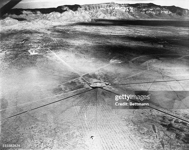 史上初の核実験が行われた「トリニティ・サイト」を紹介する展示＝5月31日、米ニューメキシコ州ロスアラモス - 原爆の地“ヒバクシャ”置き去り放射線由来とみられる健康被害続出 救済の道険しく「死ぬのを待っているのか」 米西部「トリニティ・サイト」 - 写真・画像 4 6