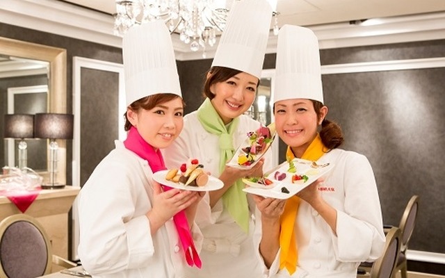 挑むからには世界へ アジアの最優秀女性料理人に飛躍 シェフ 庄司夏子さん - 日本経済新聞