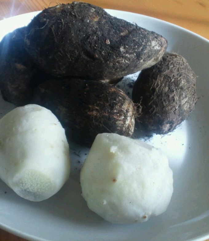 レンジでチンするだけ♪里芋の皮をつるんと簡単にむく方法！レシピ・作り方Tasty