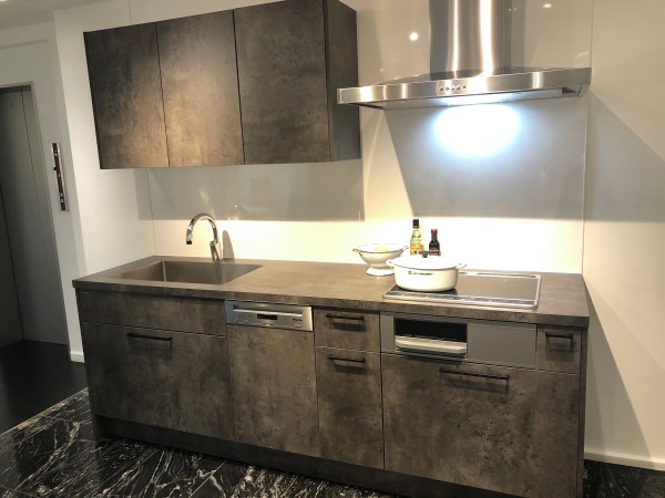 落ち着いた上品さと独特な風合いが人気の『杢グレー』その魅力とは？タカハマライフアート