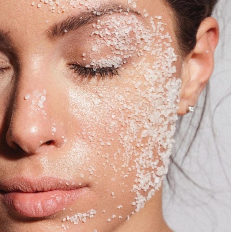 小鼻のプツプツ、大丈夫？ニキビ・毛穴ケア専門サロン 神奈川 ニキビ・ニキビ跡・毛穴・黒ずみ