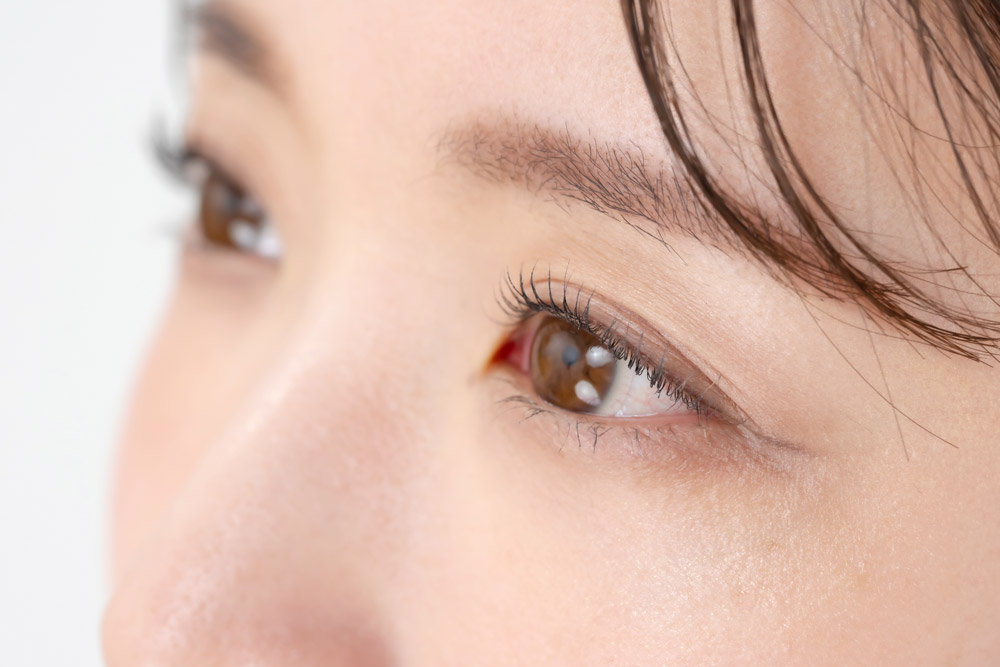 アイプチ歴13年❕3分で誰でも簡単にできる二重の作り方紹介します❕