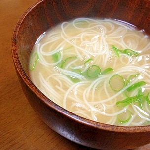 風邪の予防にネギと生姜たっぷりの鶏出汁にゅうめん レシピ・作り方 by キャラダイン駅馬車 - 楽天レシピ