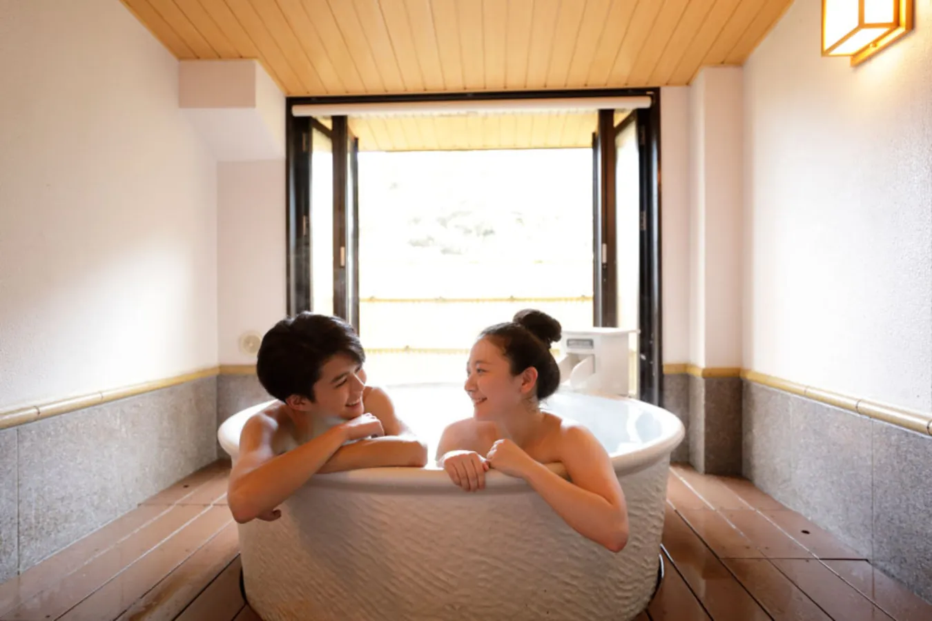 秩父でカップルの日帰り旅行体験