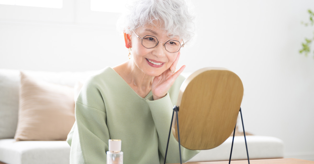 鱗屑 りんせつ ・落屑 らくせつ とは健康な皮膚と異常な皮膚看護師向け