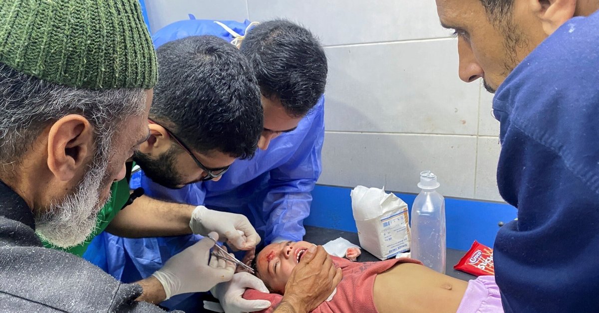 エテルナムリップセラム リップトリートメント A005 ローズウッド 8mL モデル美香も愛用！再生医療から生まれた「唇を育てる」発想の エテルナムリップセラム で本格ケア 公式 オトナミューズ ウェブ otona MUSE