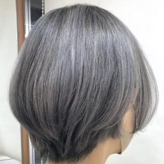 かっこいい銀髪にするにはブリーチは何回必要？シルバーカラーのデメリット - 中野坂上・西新宿・の美容師じゅんぺーの個人ブログ