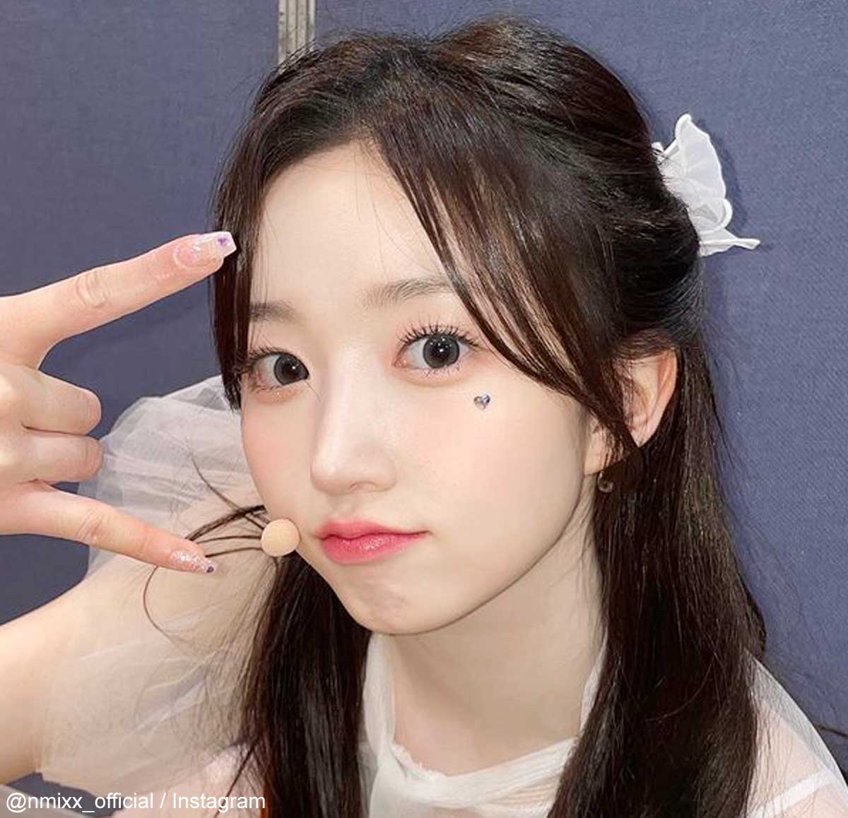 NMIXXのへウォンさんめっちゃお腹薄くないですか？ - ちゃんと食べてるん- Yahoo!知恵袋