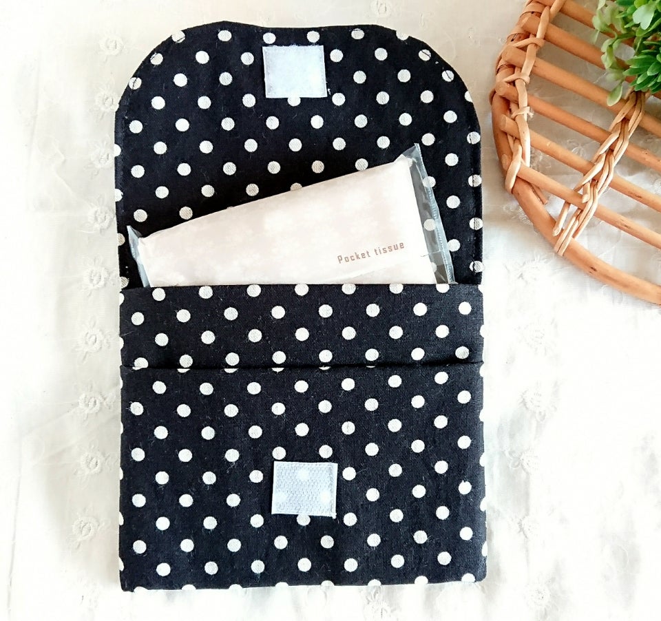 上品レース生地の移動ポケット ポシェット 折りマチ付き モカラ ミルクティ 学校1日分の生理用品が入る サニタリーケース 雑貨・その他Rosemary 通販 14884242Creema クリーマ