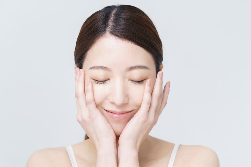 笑った時に盛り上がるホホのお肉」の減らし方！２タイプを現役医師が解説アールビューティークリニック銀座・名古屋・大阪美容整形・美容外科・美容皮膚科