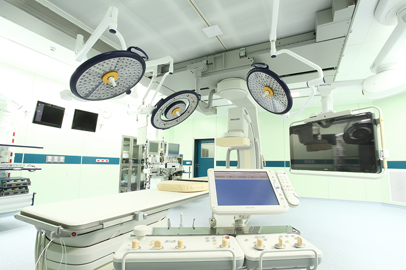 胸の傷跡心臓手術後 1 ヶ月 - 傷跡のストックフォトや画像を多数ご用意 - 傷跡, 心臓手術, 胸 - iStock