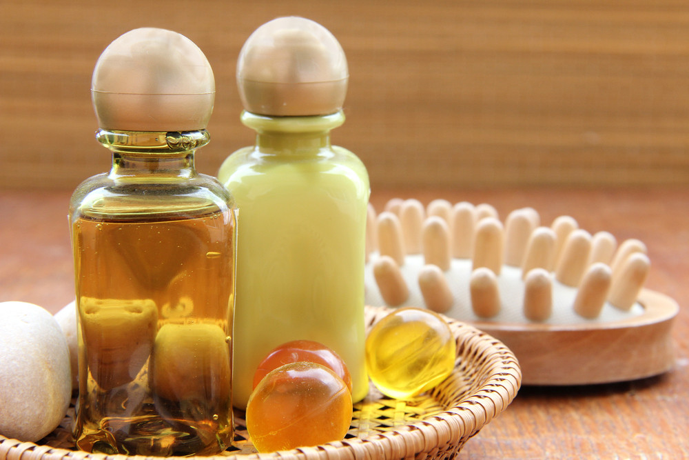 Amazon.co.jp: オーガランド キャスターオイル 150ml ひまし油 顔 髪 スキンケア 肌 精製 マッサージオイル : ドラッグストア