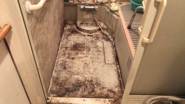 浴槽の掃除でおすすめの方法！黒ずみ汚れ 水垢・カビなど の対策や、重曹・クエン酸などの使い方を解説リフォーム費用の一括見積り -リショップナビ