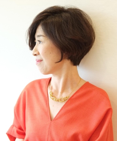 ウィッグ 白髪 白髪かつら 医療用 フルウィッグ ショート グレイヘア 高齢者 中高年 ボブ 白8黒2, 人工毛 ノーブルショートルスブリラーレLuce brillareウィッグ 白髪 白髪かつら 医療用 フルウィッグ ショート グレイヘア 高齢者 中高年 シニア ウルフ ボブ 耐熱