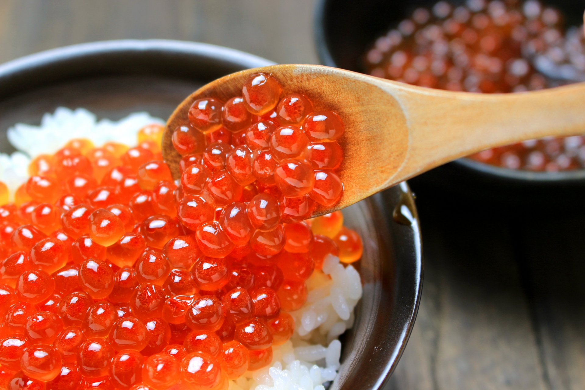 妊婦はいくらを食べても大丈夫？リステリア菌などリスクを考える - 母子栄養協会