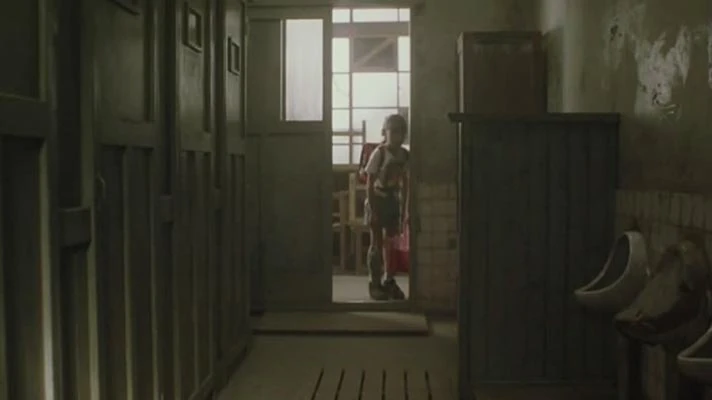 学校のトイレ清掃・ワックスがけで、子どもたちの笑顔と衛生管理を徹底サポート！ - カネチュウ