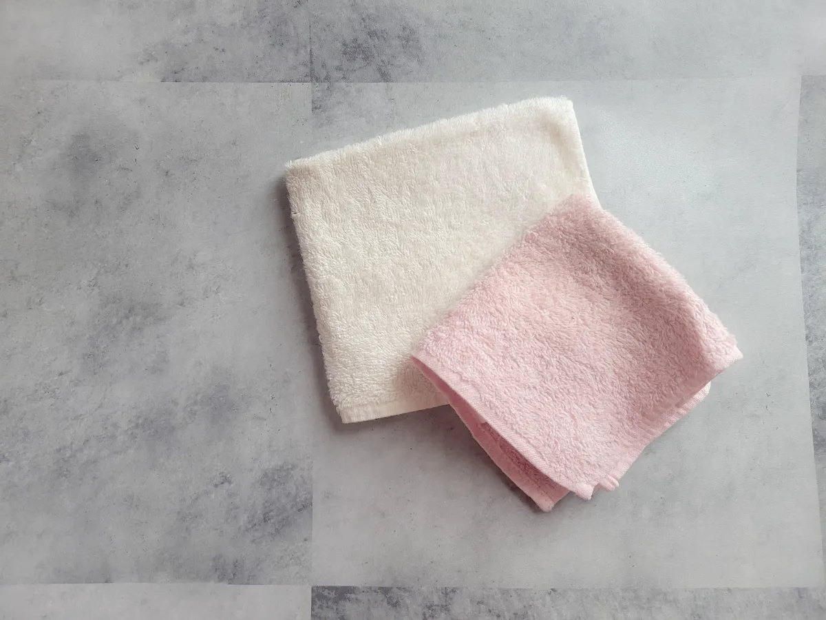 リメイク＆アイデア 100均の材料と捨てちゃうハンカチで出来るアレのパッドの作り方♡ - YouTube