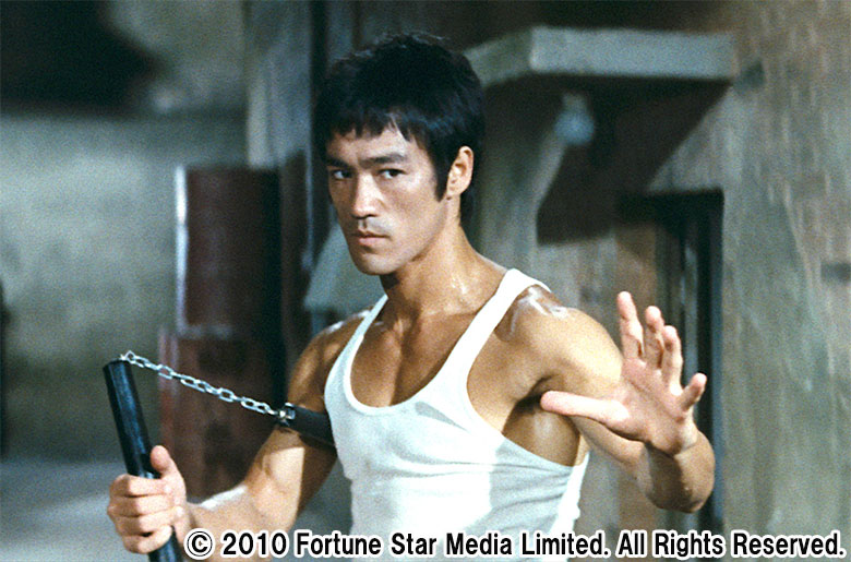 チャールズ・ブロンソンの胸の傷に、ブルース・リー師の宣言を見出すロリポブログ