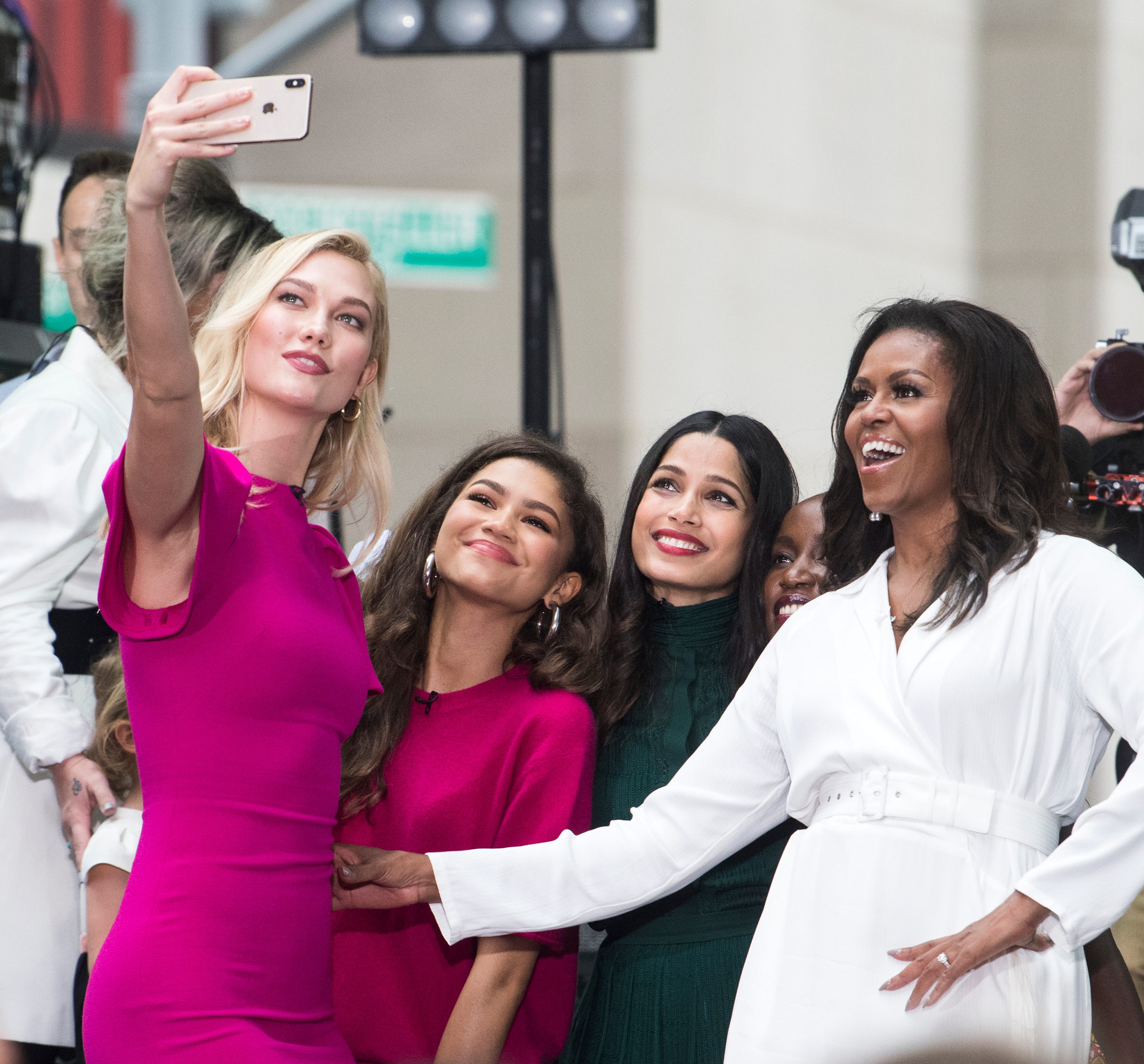 次世代スターのトップランナー、ゼンデイヤにまつわる事実＆トリビアハーパーズ バザー Harper's BAZAAR 公式