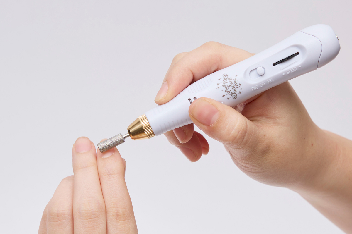 セルフで簡単！爪の削り方3選C CHANNEL