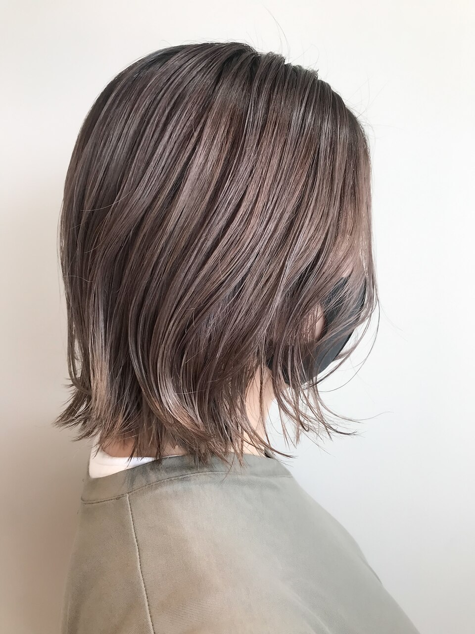黒い毛が伸びて来ても大丈夫？ シャドウルーツ ヘアカラー⭐️Ash 聖蹟桜ケ丘店 ブログ