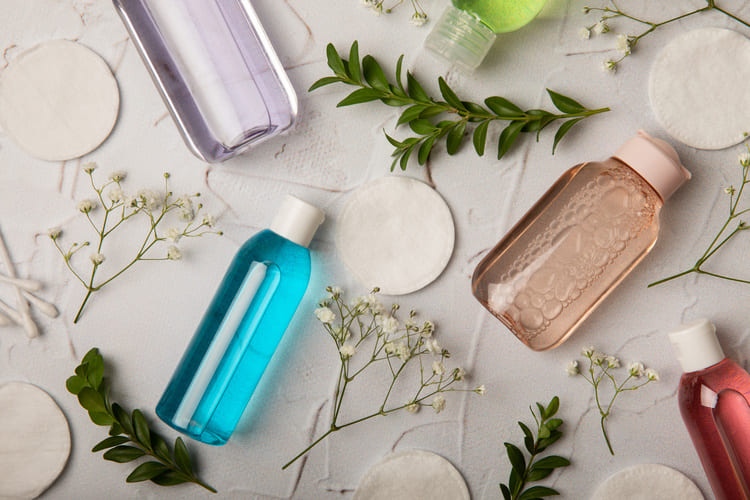 マシンガンズ滝沢さんに聞く、古いコスメの捨て方は？コスメの断捨離・捨て方 編マガジン 美容情報・読み物 化粧品・スキンケア・基礎化粧品の通販オルビス公式オンラインショップ