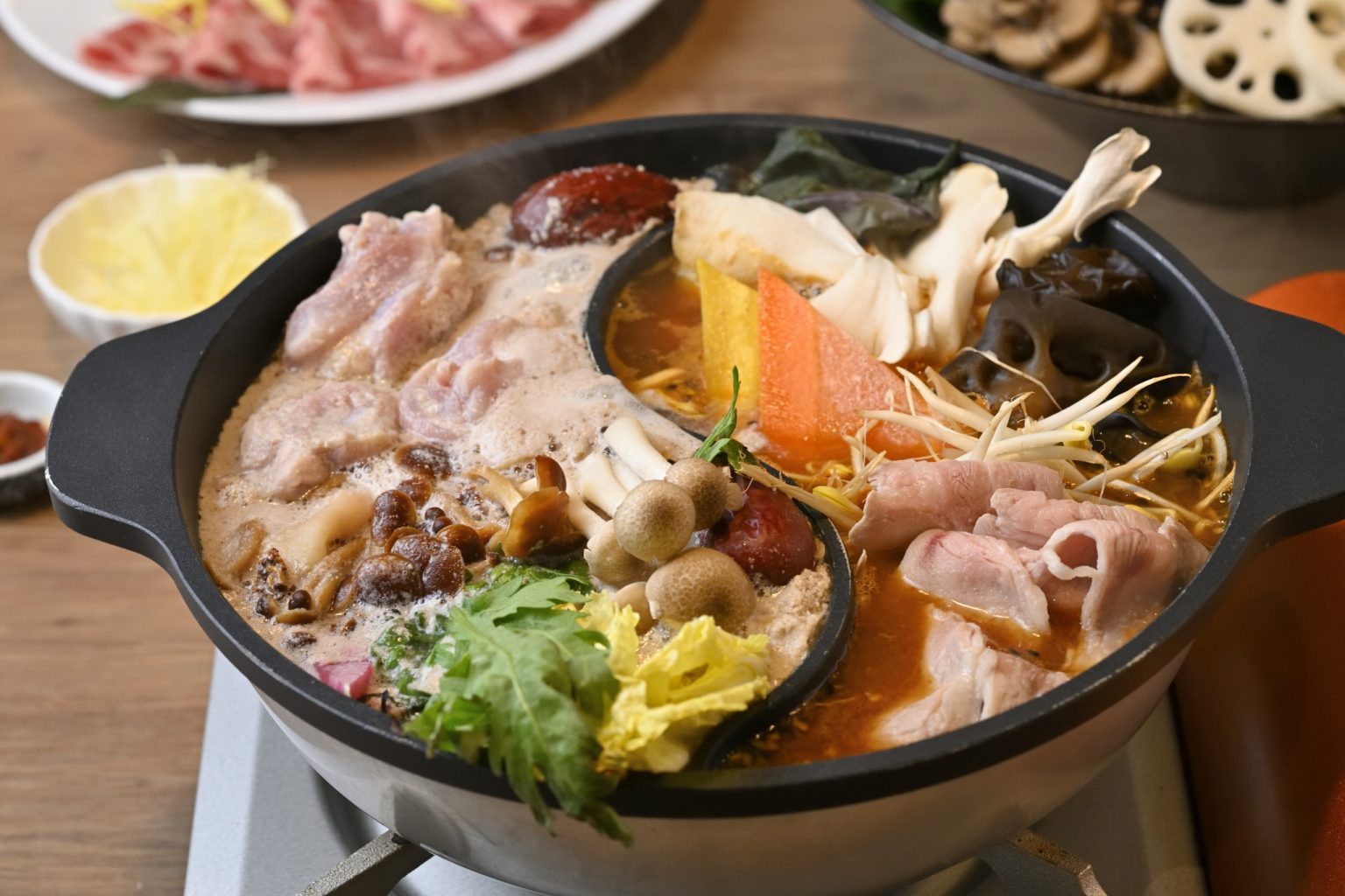 美味しすぎ注意!流行中の“アジアン鍋”が食べられる東京都内のお店9選RETRIP リトリップ