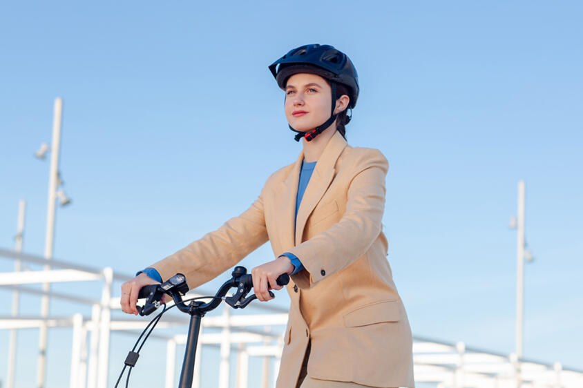 ヘルメットの着用義務はいつから？ 二輪車研究室バージンハーレ