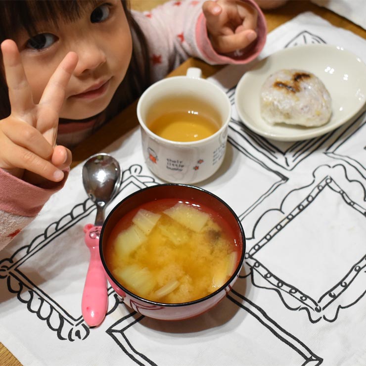 子どもの体内時計が整う朝食には、炭水化物×たんぱく質！忙しい朝におすすめの食材も 管理栄養士 たまひよ