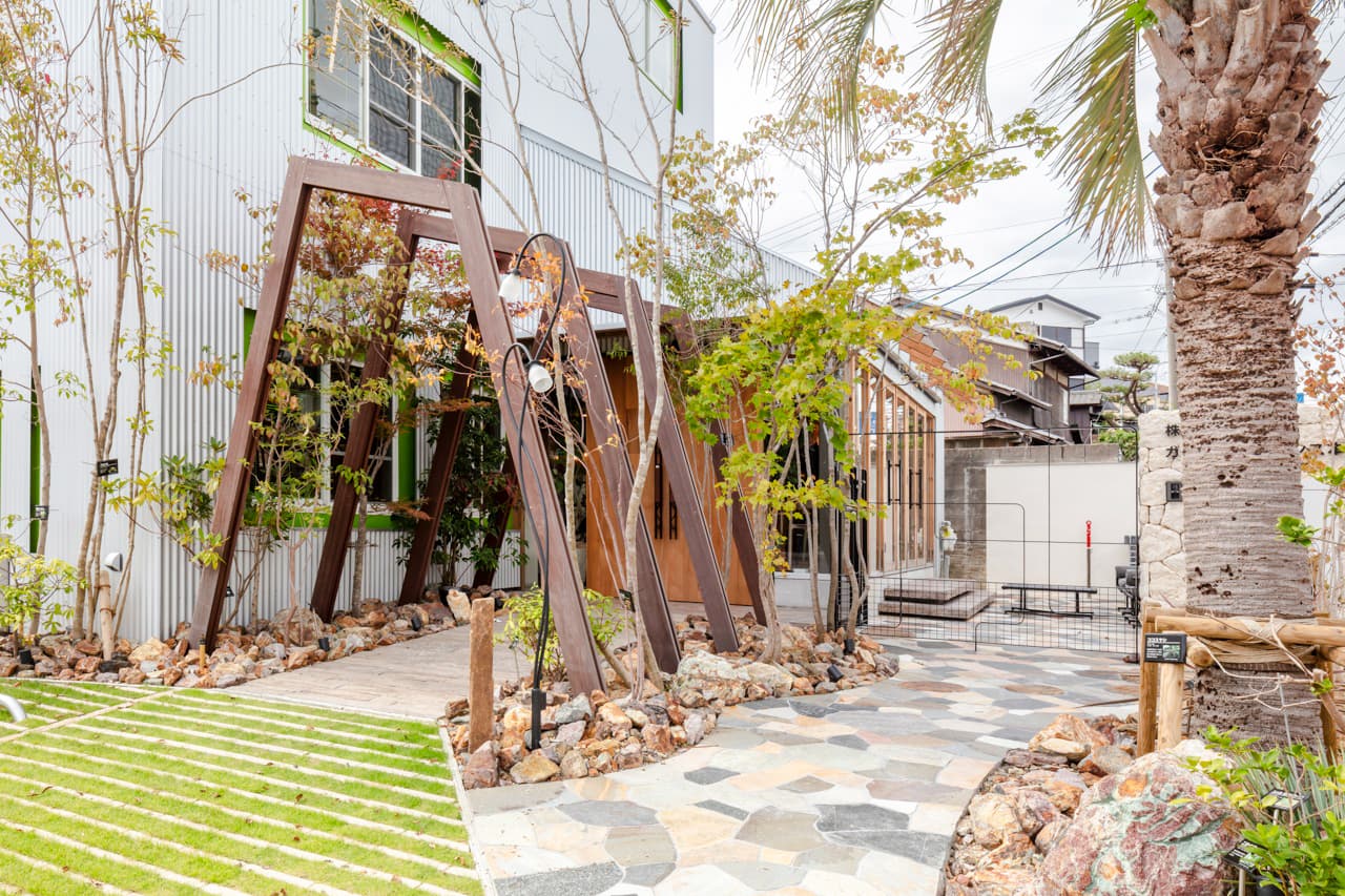 外構工事に必要な資格とは？未経験者でも取得できるおすすめの資格を紹介外構工事や基礎工事のご相談は埼玉県八潮市の阿部土木建設へ